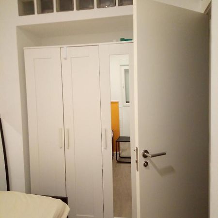 Alquilo Habitacion Individual Con Aseo Privado Solo Chicas, Only Girls Валенсия Екстериор снимка